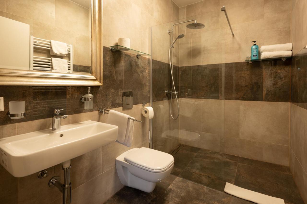 Hotel Burgblick Bonn Bagian luar foto