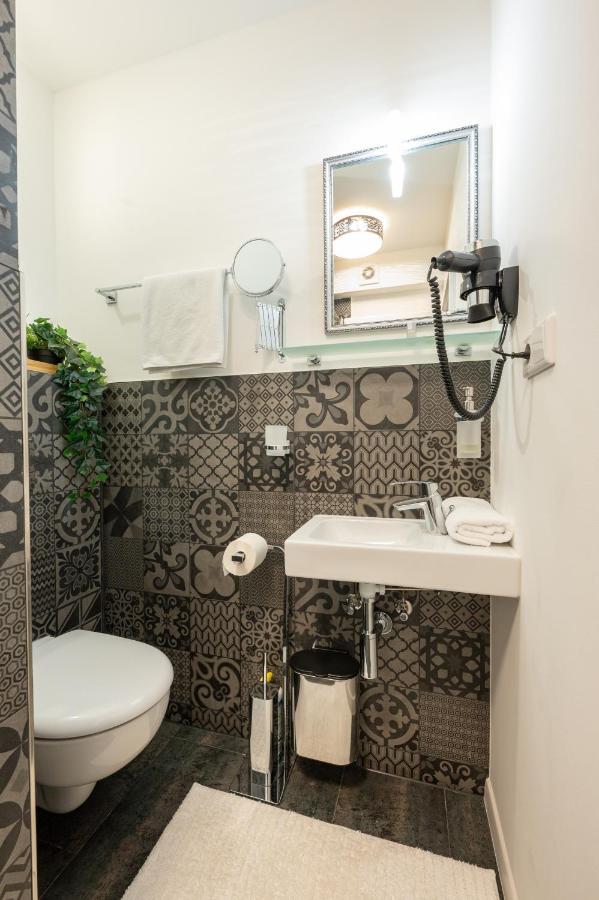 Hotel Burgblick Bonn Bagian luar foto